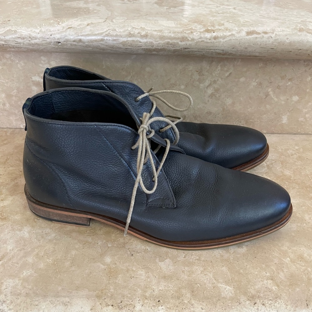 Modern Fiction men’s leather casual shoes